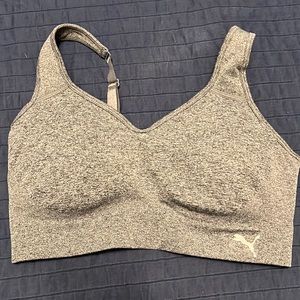 Pumas sports bra